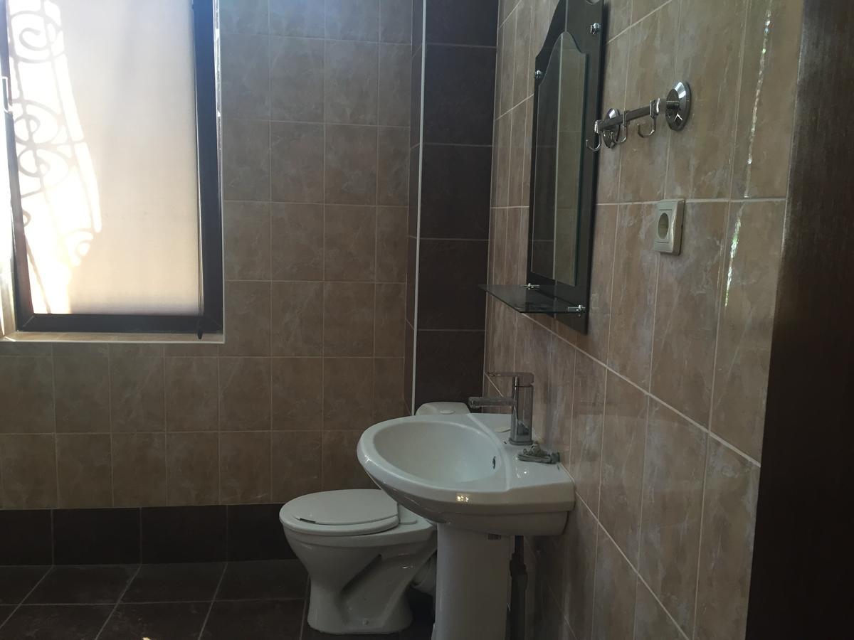 Hotel Old Pitius Піцунда Екстер'єр фото